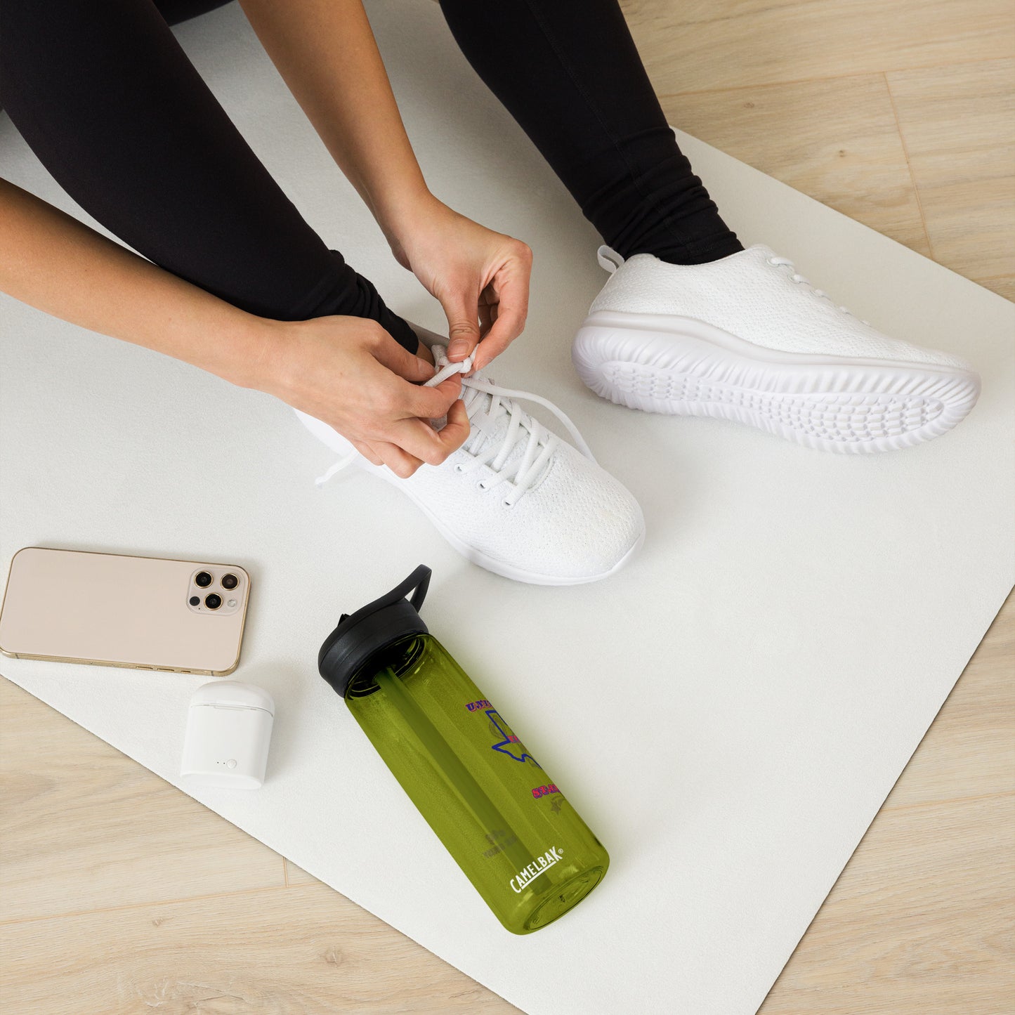 Sports water bottle